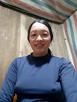 Snapshot of vanlucky2 chatting on April 27, 2026, 11:03 pm vanlucky2 online show from April 27, 2026, 11:03 pm