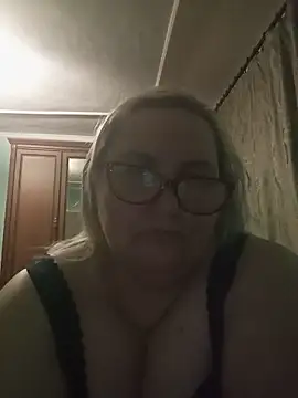 Snapshot of AureliaSky598 chatting on May 27, 2026, 7:54 pm AureliaSky598 online show from May 27, 2026, 7:54 pm