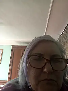 AureliaSky598 online show from April 14, 2026, 2:22 pm