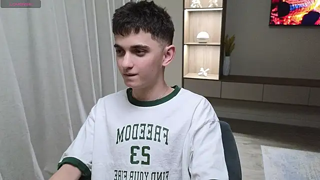 Snapshot of alexander_18_xxl chatting on July 10, 2026, 10:59 am alexander 18 xxl online show from July 10, 2026, 10:59 am