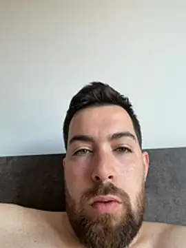 Snapshot of domi9287 chatting on April 8, 2026, 6:48 am domi9287 online show from April 8, 2026, 6:48 am