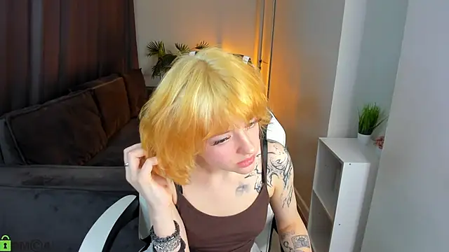 Star Bee online show from April 8, 2026, 10:50 am