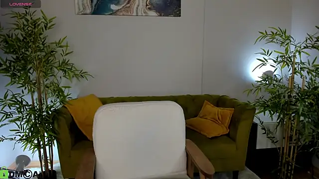 Riddle Lay online show from April 18, 2026, 9:55 am