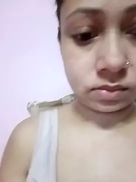 Hot Soniya 08 online show from May 4, 2026, 7:39 pm