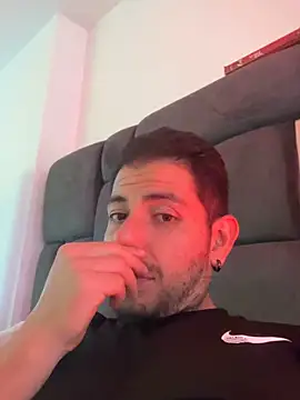 Snapshot of Roman_Belmont chatting on April 14, 2026, 7:41 pm Roman Belmont online show from April 14, 2026, 7:41 pm