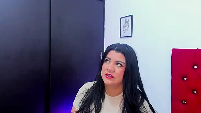 Katty West online show from April 28, 2026, 7:07 pm