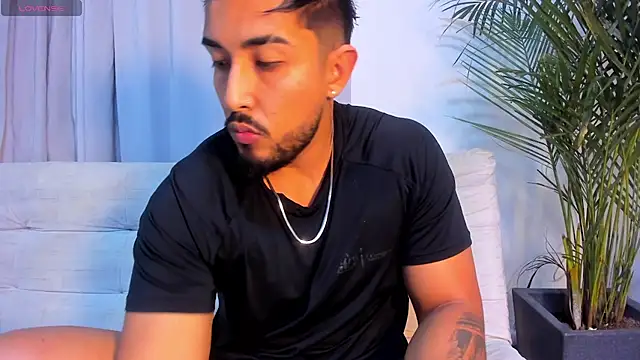 Snapshot of alangreek1 chatting on July 20, 2026, 2:19 am alangreek1 online show from July 20, 2026, 2:19 am