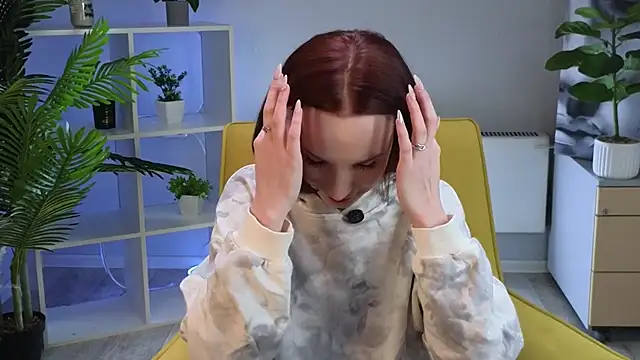 Snapshot of AdrieneChapp chatting on April 9, 2026, 8:53 am AdrieneChapp online show from April 9, 2026, 8:53 am