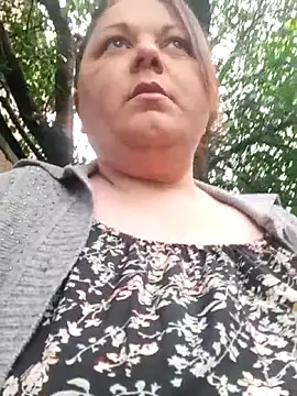 Snapshot of Dear_Natalia chatting on June 3, 2026, 4:13 am Dear Natalia online show from June 3, 2026, 4:13 am