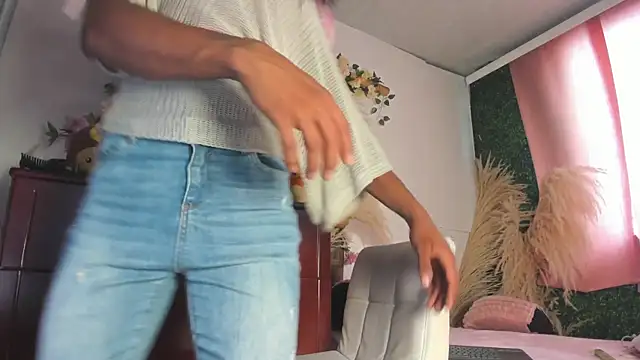 Snapshot of Lexyy_lux chatting on April 15, 2026, 1:26 pm Lexyy lux online show from April 15, 2026, 1:26 pm