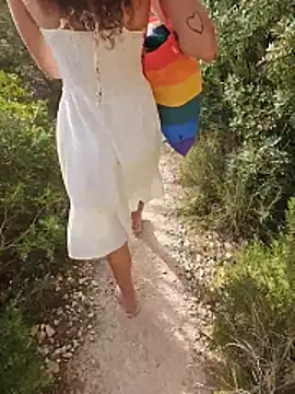 Lola-Sanchez online show from April 10, 2026, 3:41 pm