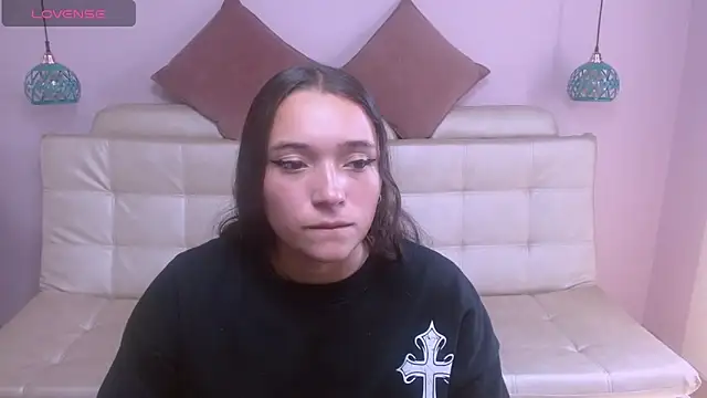 Snapshot of Marianne_Cam chatting on April 22, 2026, 3:30 pm Marianne Cam online show from April 22, 2026, 3:30 pm