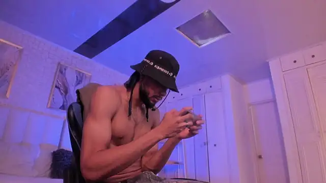 Snapshot of cero_khalifa chatting on May 8, 2026, 12:53 pm cero khalifa online show from May 8, 2026, 12:53 pm