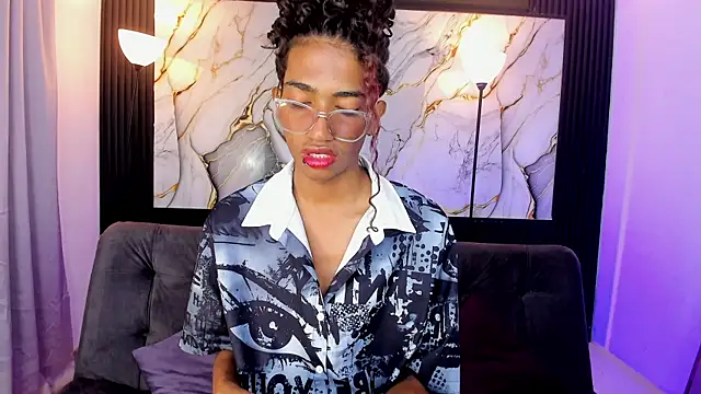 Snapshot of triiangel_latinboy chatting on June 13, 2026, 12:25 pm triiangel latinboy online show from June 13, 2026, 12:25 pm