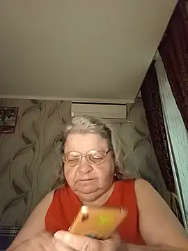 Snapshot of MartaMia68 chatting on May 22, 2026, 5:33 pm MartaMia68 online show from May 22, 2026, 5:33 pm