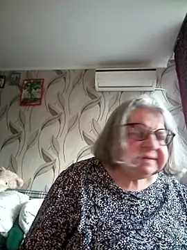 Snapshot of MartaMia68 chatting on May 21, 2026, 5:10 pm MartaMia68 online show from May 21, 2026, 5:10 pm