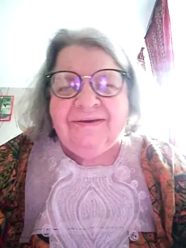 Snapshot of MartaMia68 chatting on May 17, 2026, 4:07 pm MartaMia68 online show from May 17, 2026, 4:07 pm