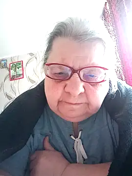 Snapshot of MartaMia68 chatting on April 17, 2026, 11:02 am MartaMia68 online show from April 17, 2026, 11:02 am