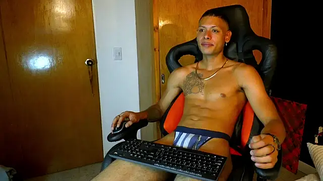 nicolas valmont online show from July 28, 2026, 8:52 pm