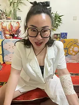 xxxlu886 online show from April 13, 2026, 1:15 pm