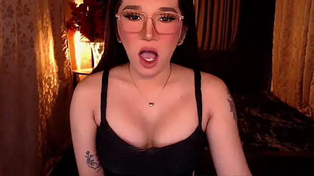 Snapshot of Precious_RoseDollxxx chatting on July 13, 2026, 3:33 pm Precious RoseDollxxx online show from July 13, 2026, 3:33 pm