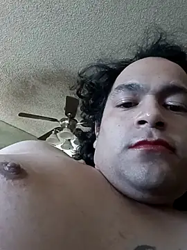 Luvtadressfem online show from May 7, 2026, 3:04 pm