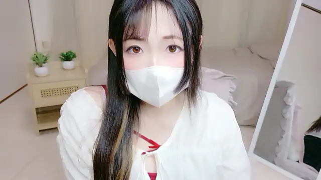 Satomi nn online show from May 10, 2026, 12:25 am