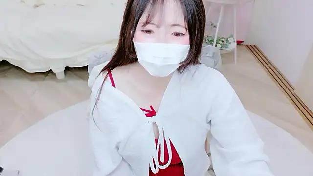 Satomi nn online show from April 24, 2026, 4:36 am