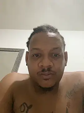 Snapshot of juan167l chatting on April 9, 2026, 12:44 pm juan167l online show from April 9, 2026, 12:44 pm