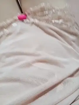 Suri-sexywett online show from April 9, 2026, 11:33 pm