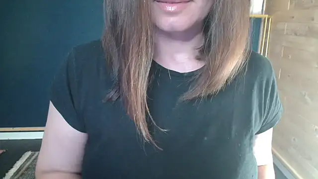 Snapshot of NicoleLove_ chatting on July 13, 2026, 6:56 am NicoleLove online show from July 13, 2026, 6:56 am