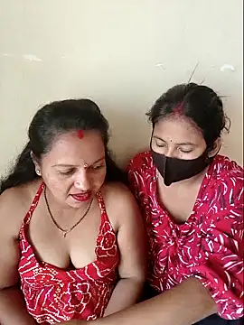 Hot night online show from April 19, 2026, 4:13 am