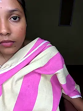 Snapshot of Tamilmoon006 chatting on May 19, 2026, 3:41 pm Tamilmoon006 online show from May 19, 2026, 3:41 pm