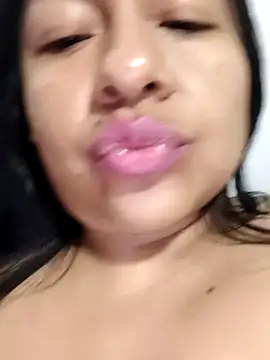 Snapshot of alisonnturbay chatting on July 14, 2026, 2:05 am alisonnturbay online show from July 14, 2026, 2:05 am