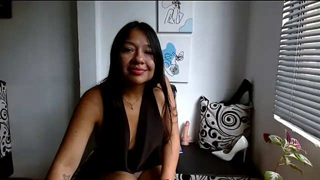 alisonnturbay online show from May 11, 2026, 4:04 pm