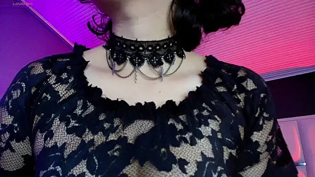 Snapshot of BadEmyXO chatting on June 3, 2026, 4:13 am BadEmyXO online show from June 3, 2026, 4:13 am