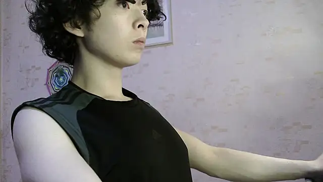 Snapshot of Miklaxyk chatting on June 20, 2026, 8:58 pm Miklaxyk online show from June 20, 2026, 8:58 pm