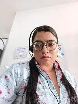Snapshot of SOFI__10 chatting on July 16, 2026, 12:24 pm SOFI 10 online show from July 16, 2026, 12:24 pm