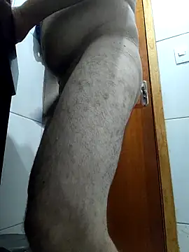 Snapshot of Fofinho44 chatting on April 28, 2026, 10:36 pm Fofinho44 online show from April 28, 2026, 10:36 pm