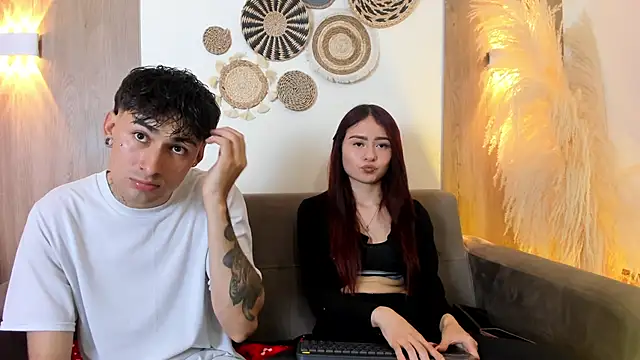 Snapshot of Kenji_n_Rousse chatting on May 24, 2026, 7:58 pm Kenji n Rousse online show from May 24, 2026, 7:58 pm