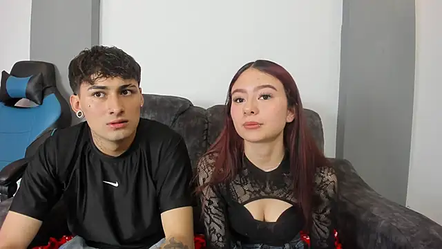Snapshot of Kenji_n_Rousse chatting on June 22, 2026, 8:06 pm Kenji n Rousse online show from June 22, 2026, 8:06 pm