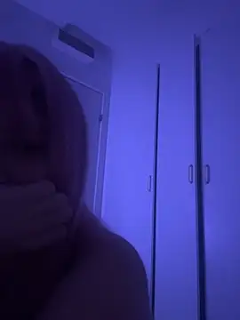 LailaCorb online show from April 9, 2026, 10:38 pm