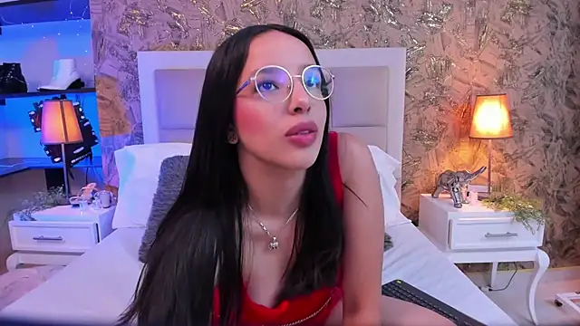 Snapshot of ValkyriaSteel chatting on July 11, 2026, 12:16 pm ValkyriaSteel online show from July 11, 2026, 12:16 pm