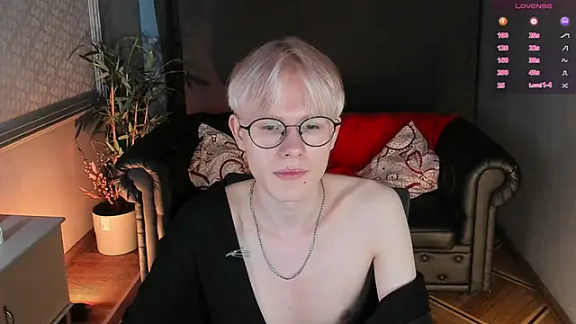Liam Blair online show from June 18, 2026, 5:39 am