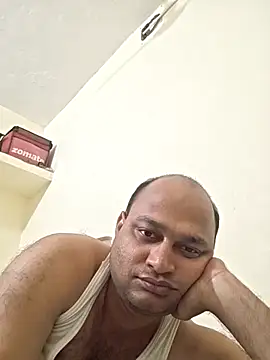 Snapshot of thenudemale chatting on May 26, 2026, 7:23 pm thenudemale online show from May 26, 2026, 7:23 pm