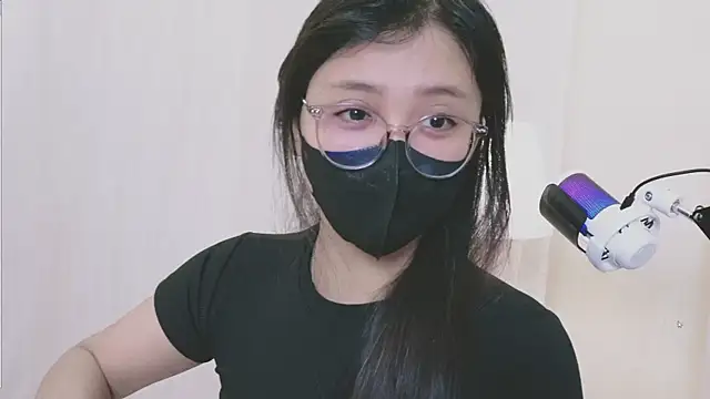 Chan Chann online show from April 19, 2026, 2:12 am