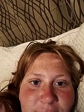 hisbabygirl2025 online show from April 10, 2026, 8:21 am