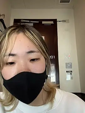 MITUKI0707 online show from April 17, 2026, 3:37 pm