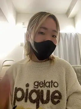 MITUKI0707 online show from April 19, 2026, 12:06 pm