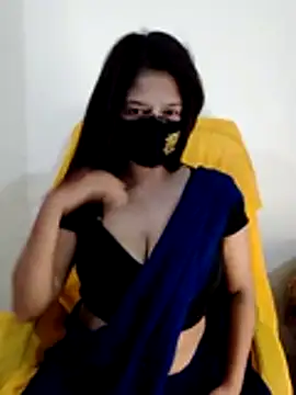 Snapshot of black-woman chatting on June 23, 2026, 7:12 pm black-woman online show from June 23, 2026, 7:12 pm